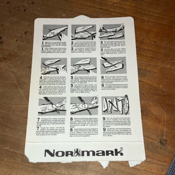 Fillet glove for fish - good used condition, STAINED but may be removable - Picture 7 of 12